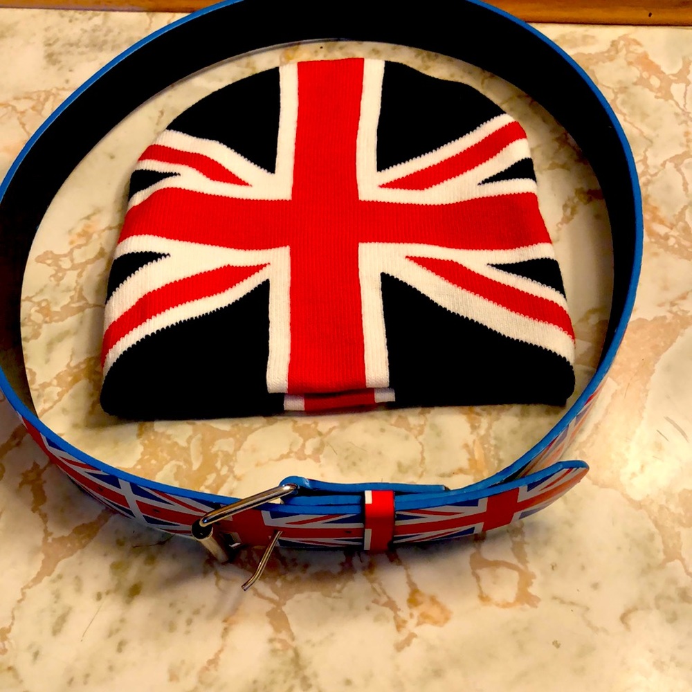 U k beanie and leather belt